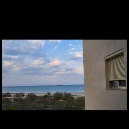 Frontal View By Twin Residence Mamaia Exterior foto